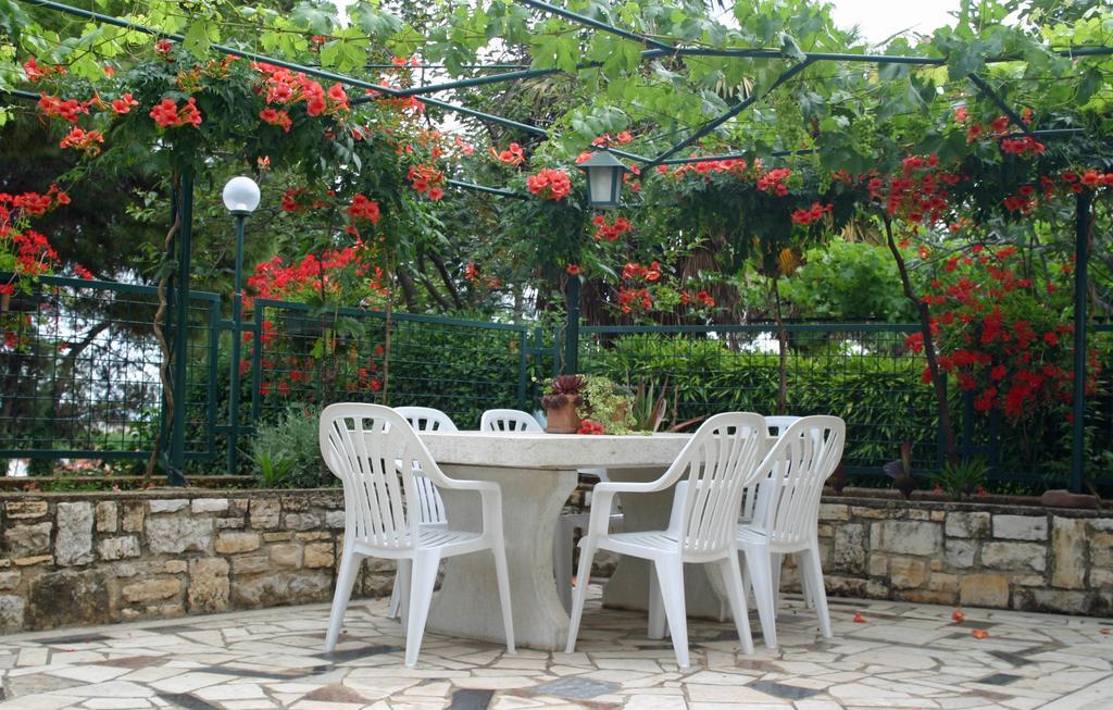 Bed And Breakfast Ritosa Poreč Exterior foto