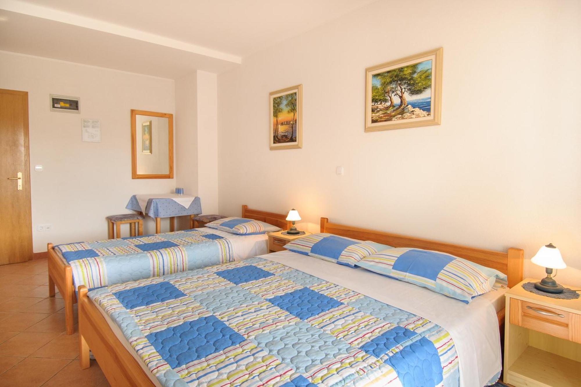 Bed And Breakfast Ritosa Poreč Exterior foto