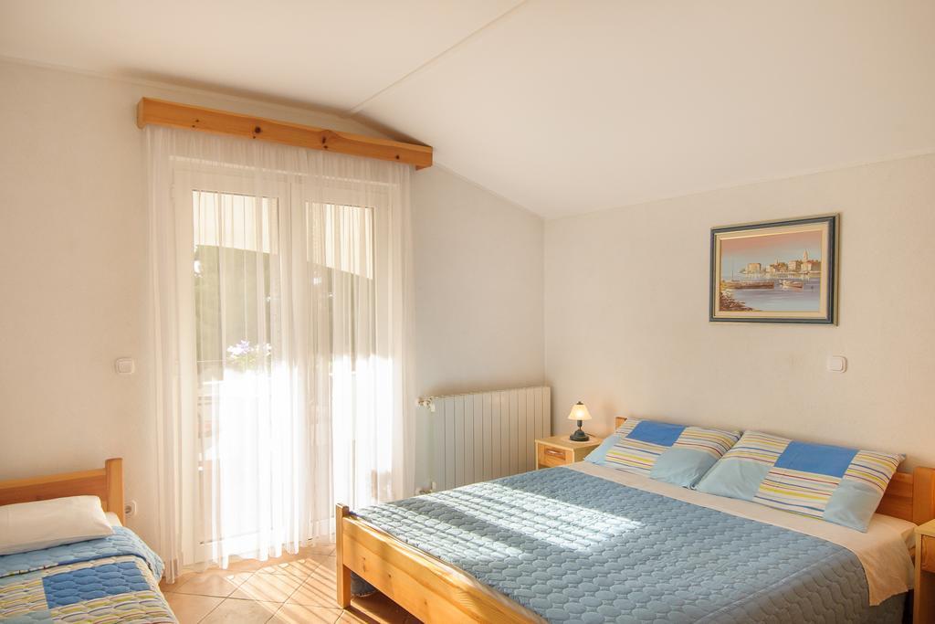 Bed And Breakfast Ritosa Poreč Exterior foto